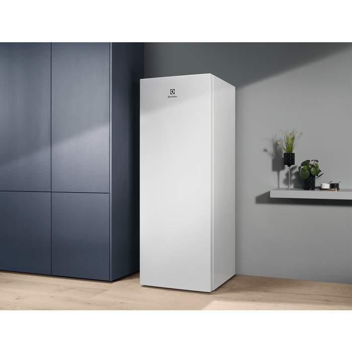 Electrolux - Szabadonálló hűtőszekrény - LRB1DE33W