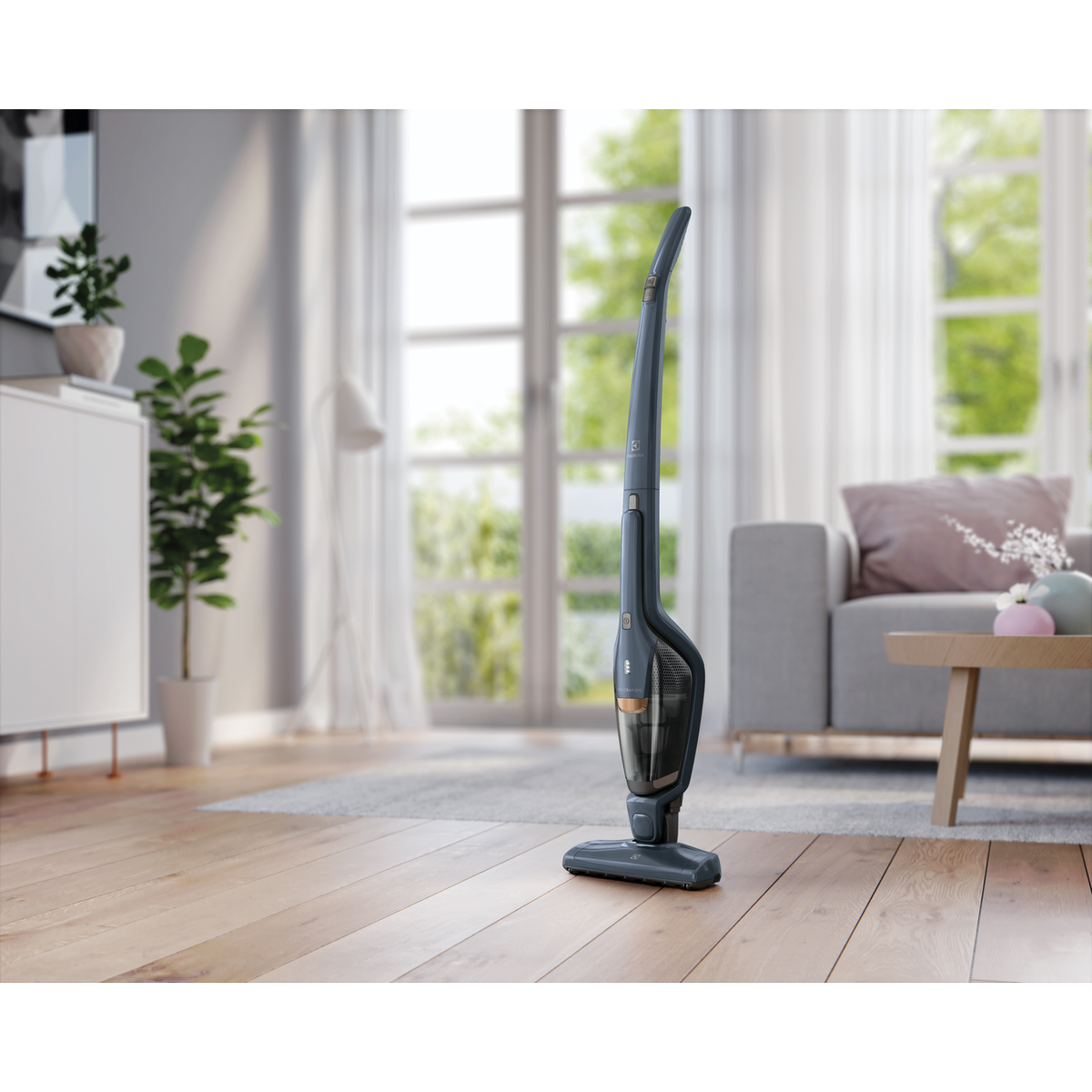 Electrolux - Akkumulátoros álló porszívó - EERC75DB